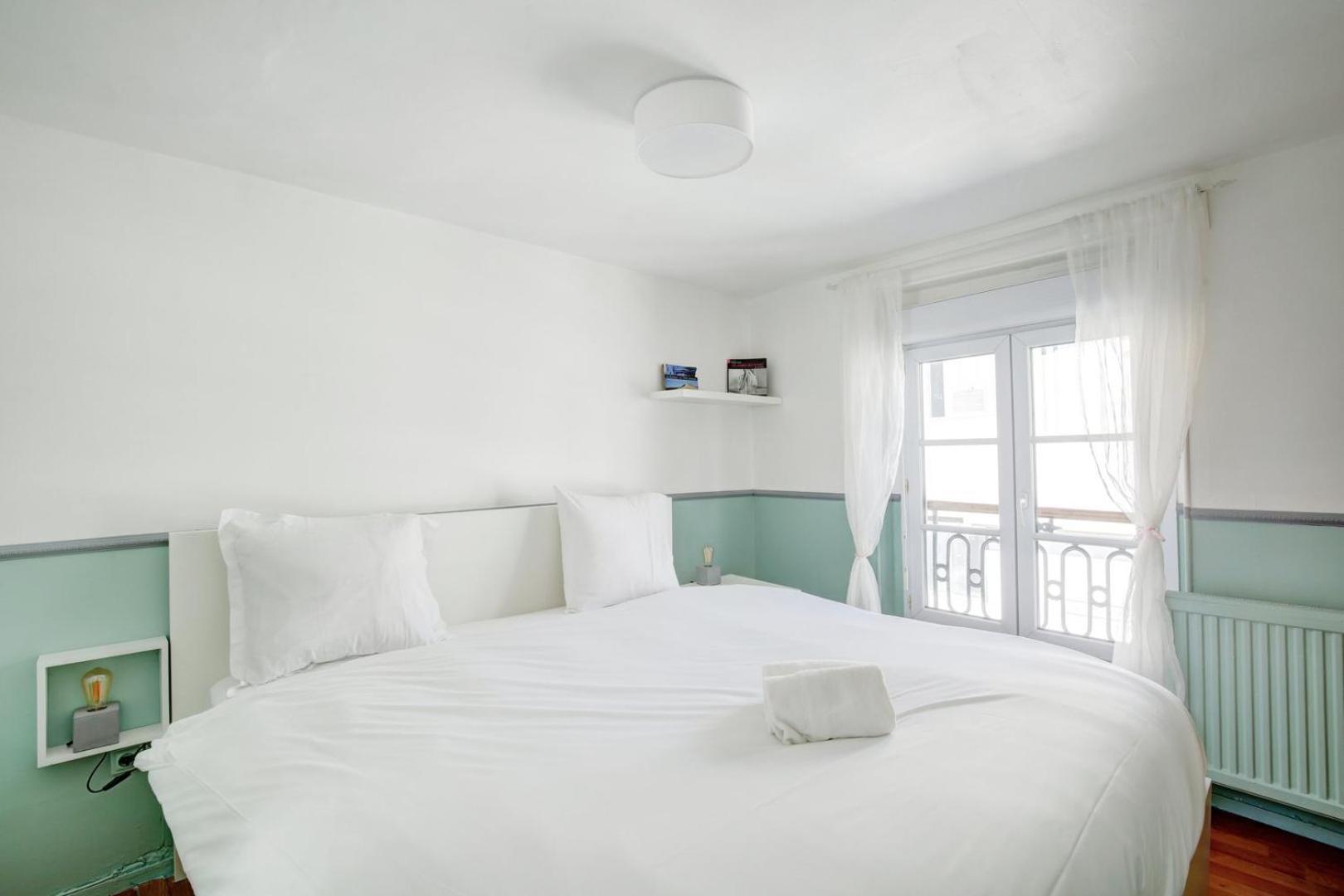 Ferienwohnung La Tour Des Dames Paris Exterior foto